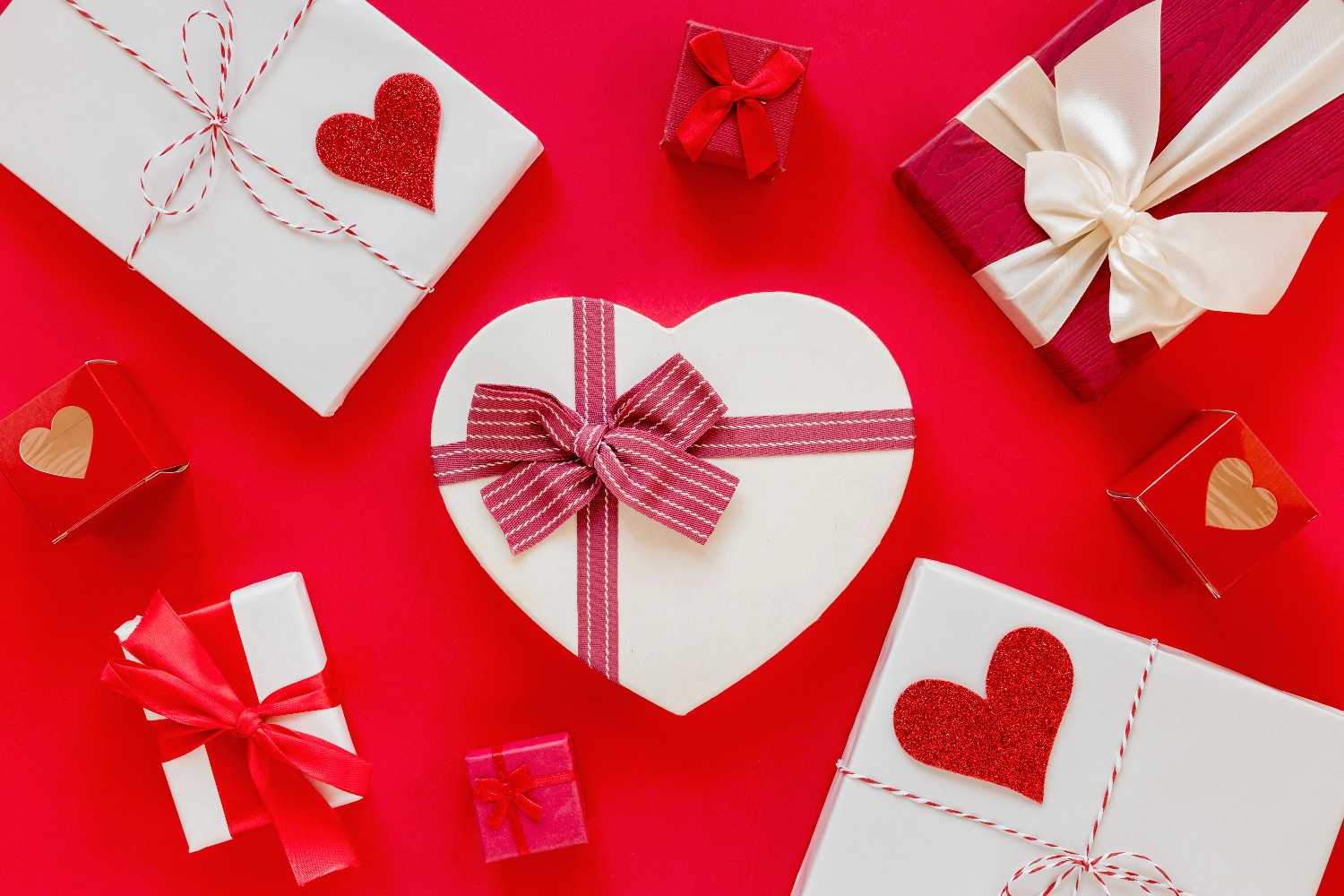5 Tips Kado Valentine: Budget & Kepribadian Pasangan!