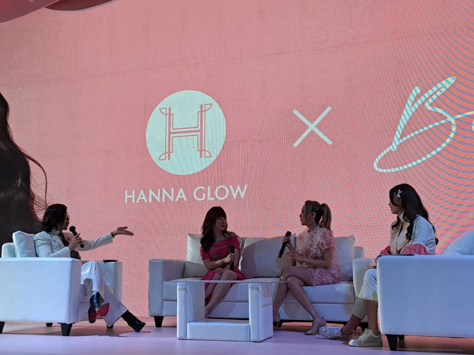 BCL Resmi Jadi Brand Ambassador Hanna Glow! 