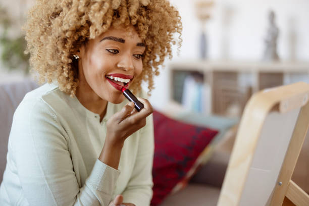 3 Rekomendasi Lipstick Yang Bagus Untuk Bibir Kering