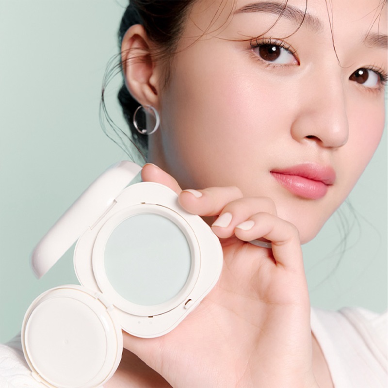 4 Rekomendasi Setting Powder Terbaik untuk Kulit Berminyak