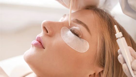 Ingin Lash Lift? Ketahui Risiko Hingga Cara Merawatnya!