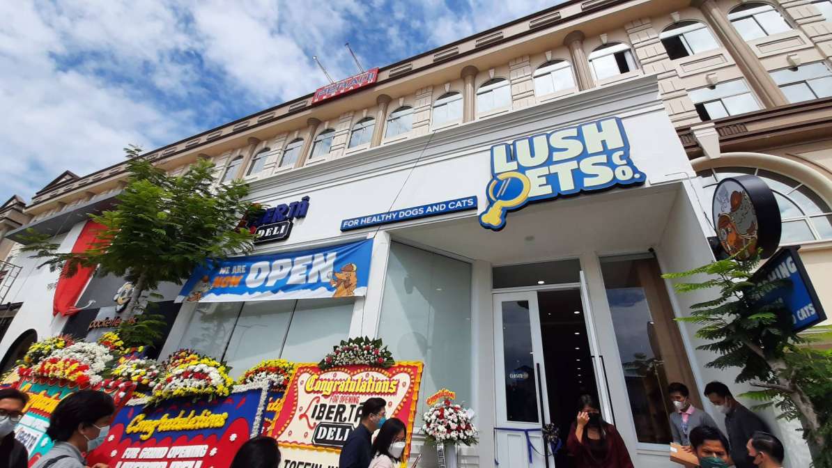 Lush Pets Co & Liberta Deli, Kolaborasi Terbaru Di PIK 2