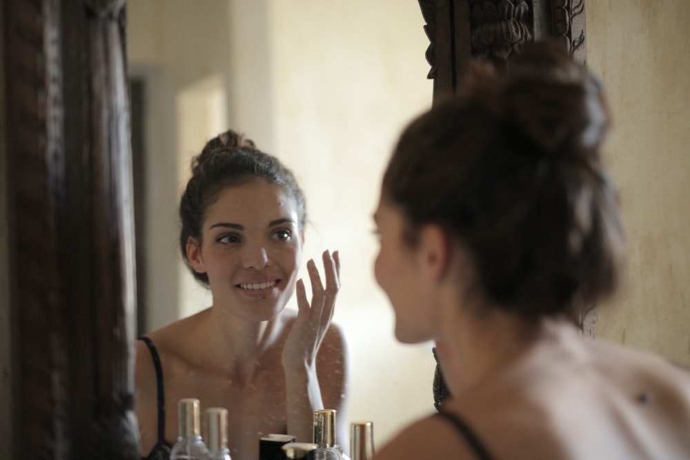 10 Moisturizer untuk Kulit Berminyak yang Patut Dicoba