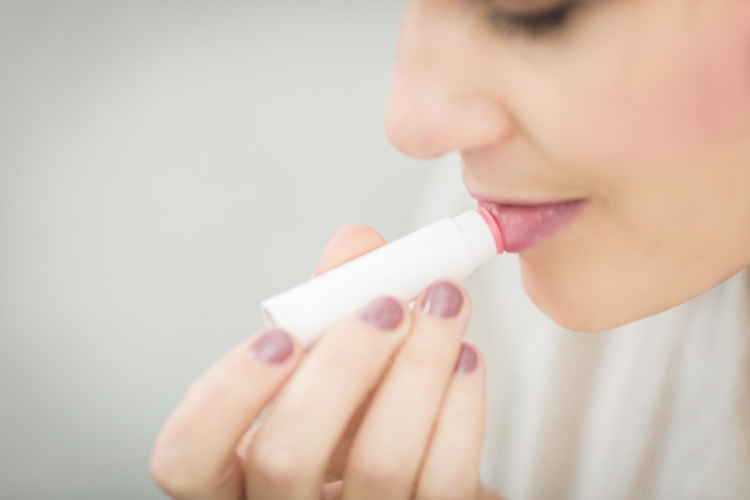 Lip Balm Terbaik Agar Terhindar Dari Bibir Kering