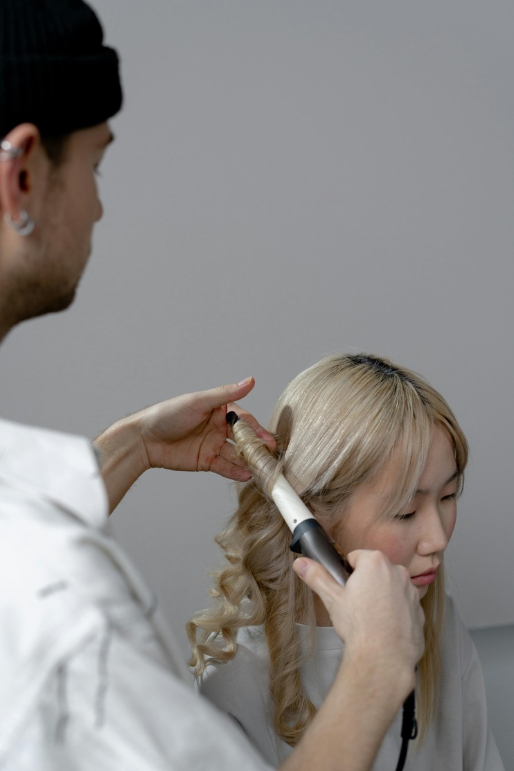 Ini 4 Cara Memilih Catokan Rambut Yang Tepat