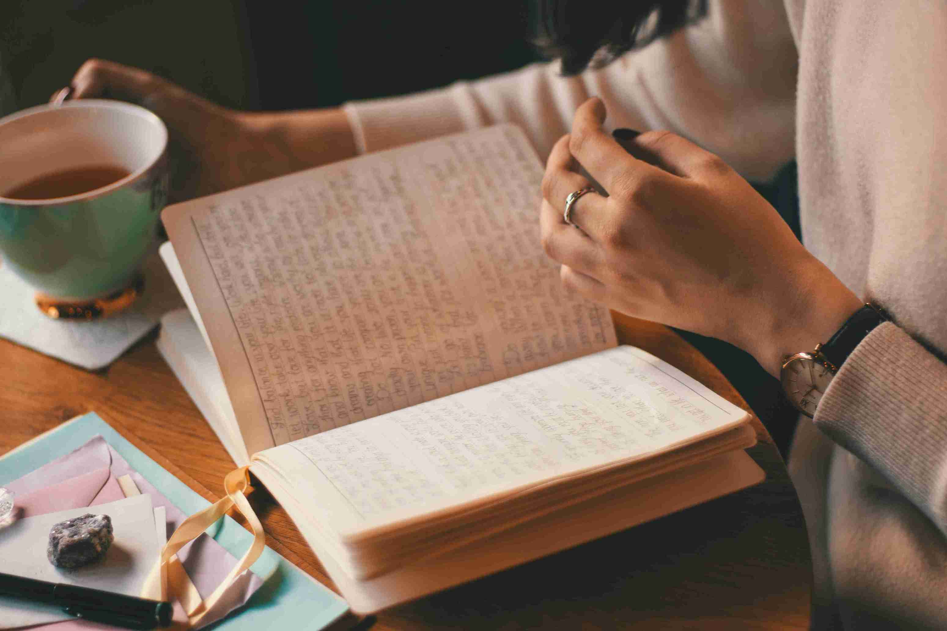 Mengelola Stres Dengan 6 Cara Journaling yang Mudah! 