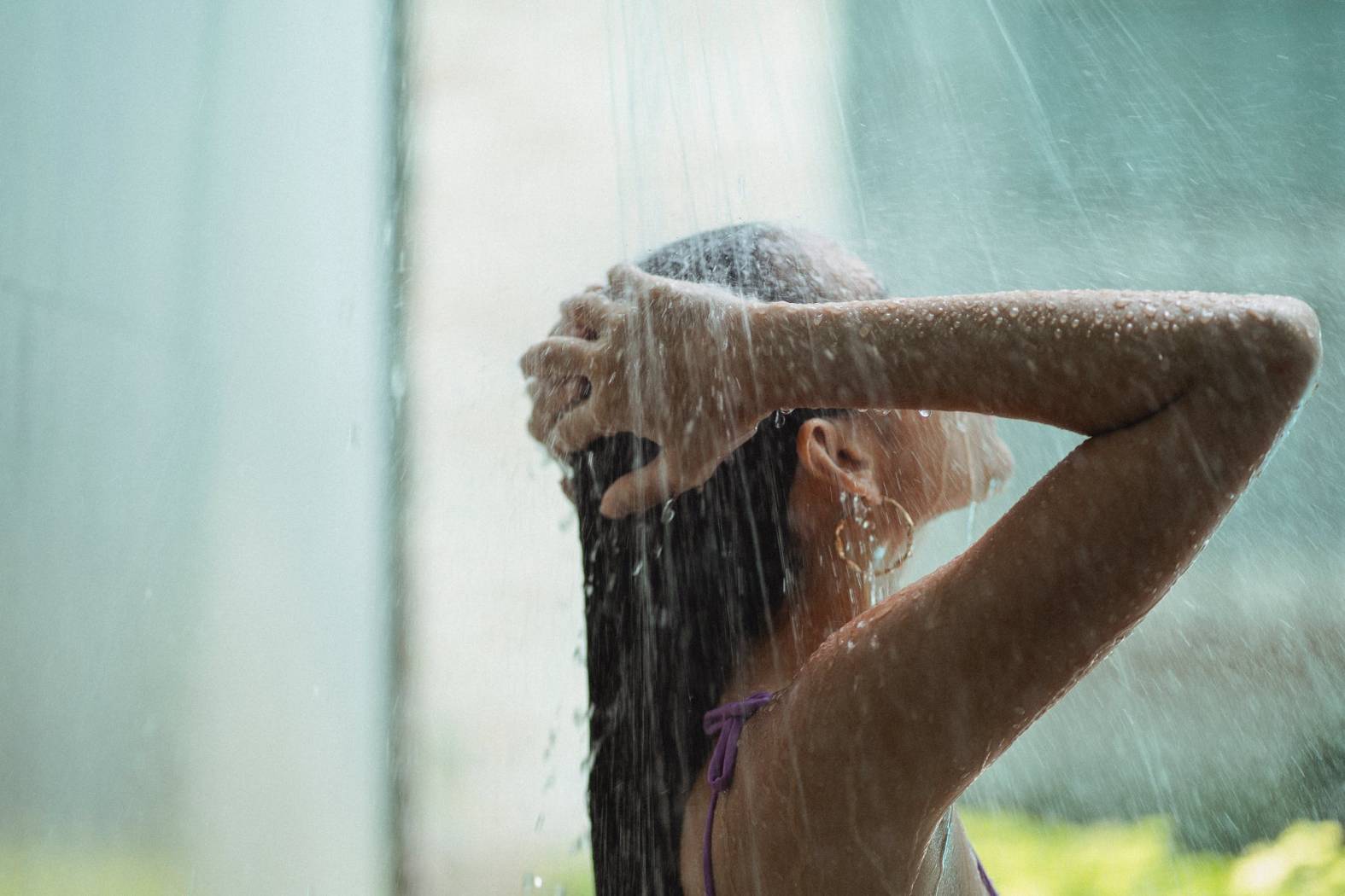 Tak Disangka, Inilah 7 Manfaat Mandi Air Dingin Bagi Tubuh!