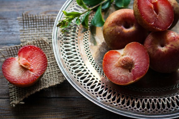Baik Untuk Kesehatan, Ini 5 Manfaat Buah Plum Pada Tubuh