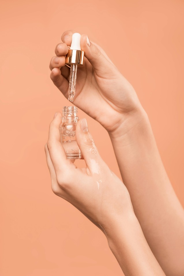 Kulit Kusam? Ini 4 Rekomendasi Serum Pencerah Kulit Wajah
