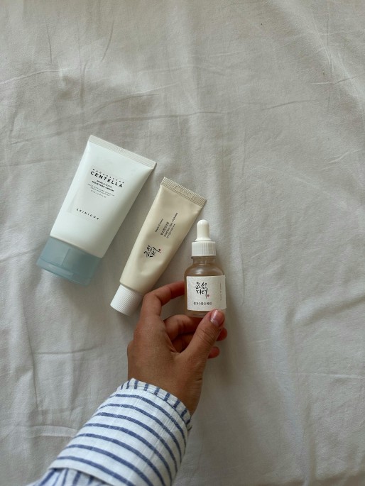 Ini 5 Produk Kecantikan yang Wajib Dibawa Saat Travelling