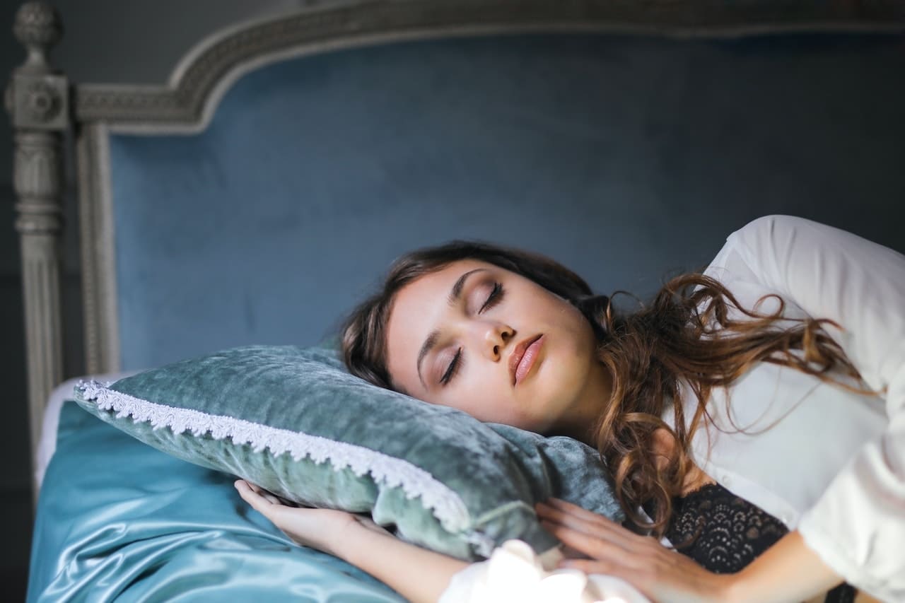 Posisi Tidur Yang Baik Agar Mimpimu Semakin Indah