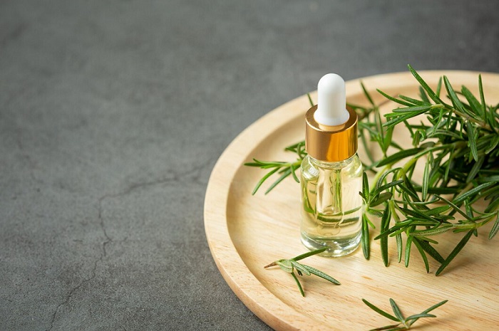 Kenali 4 Manfaat Rosemary Oil Untuk Kecantikan