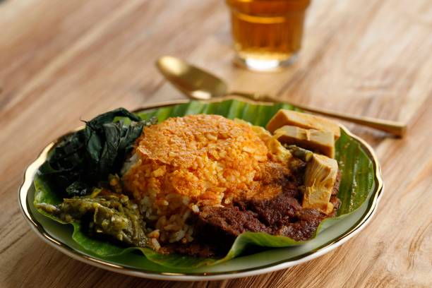 Wow! Ini Makanan Khas Sumatera Barat Yang Terkenal Di Dunia