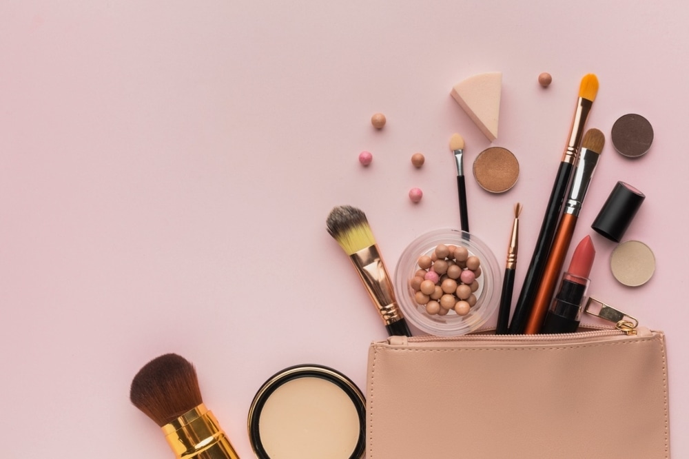 Alat Makeup yang Wajib Dibersihkan Selain Brush Dan Spons