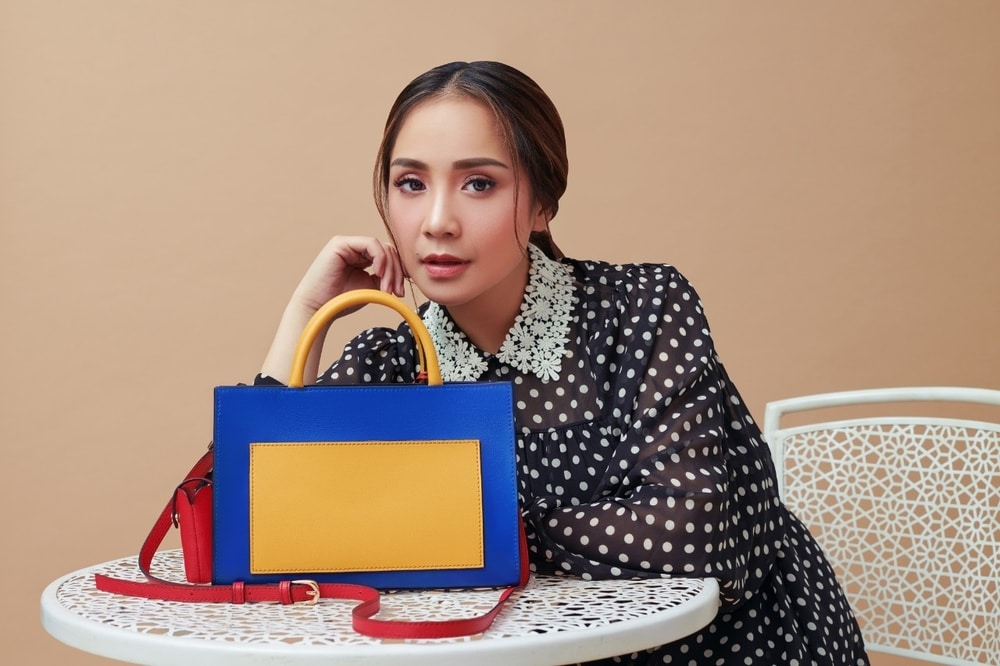 Contek 4 Gaya Feminin ala Nagita Slavina yang Stylish Ini!