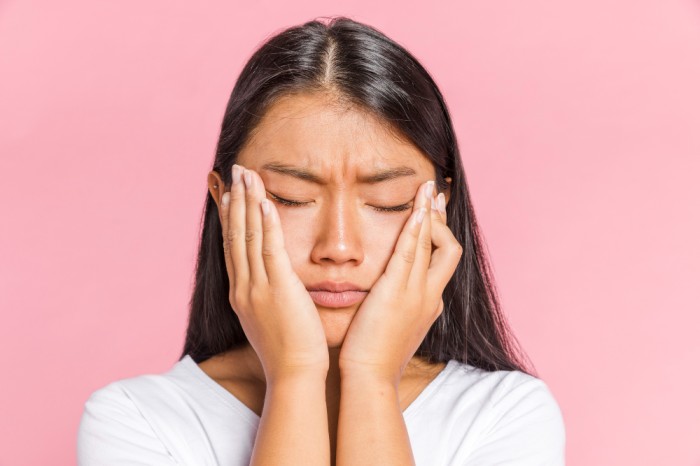 Kulit Wajah Selalu Berminyak? Ini Tips Untuk Menguranginya